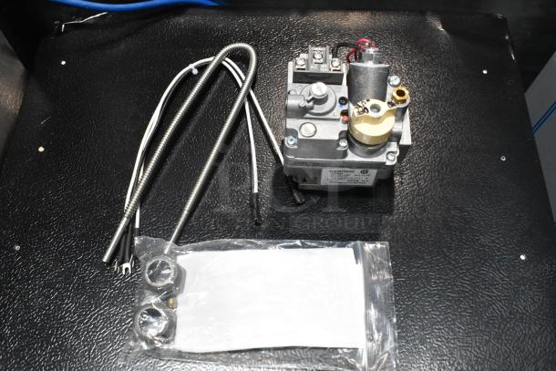 BRAND NEW American Range A37404 Combo Nat Gas Valve HPA37404 with minor scratches. Includes two flex hoses and installation kit.