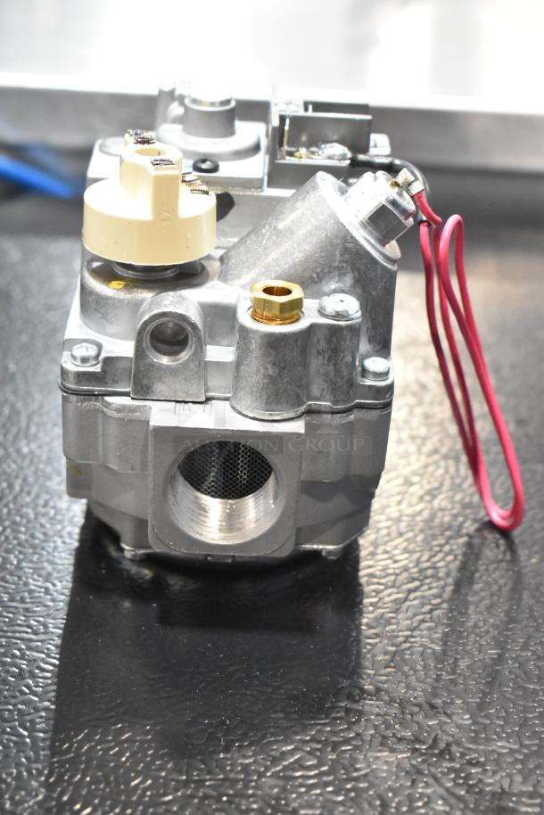 BRAND NEW American Range A37404 Combo Nat Gas Valve, model HPA37404, in scratch and dent condition, with wiring visible.