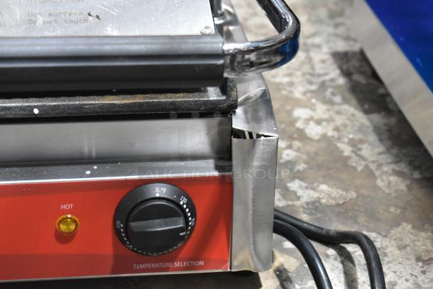 Brand new Avantco 177PG400GS dual panini grill, grooved top and smooth bottom, 19 5/8"x9 1/8" surface, scratch and dent.