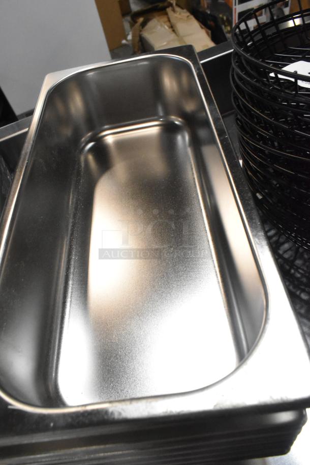 6 Choice 4070IC3L stainless steel gelato pans, 2.5L, brand new, minor dents, perfect for commercial use.