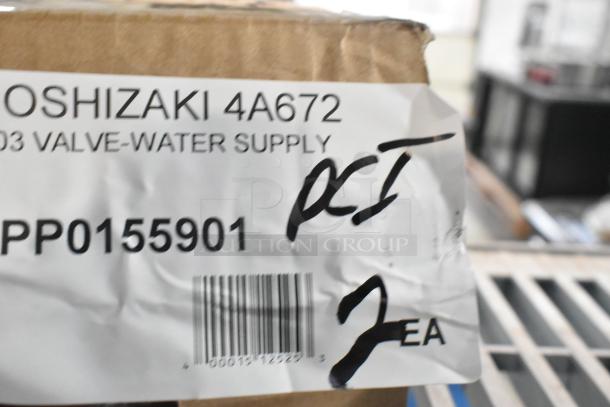 Label on a shipping box showing "Hoshizaki 4A6722-03 Valve-Water Supply" and code "HPP0155901" with handwritten markings.