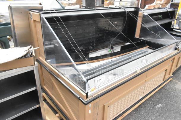 Killion Metal Commercial Open Grab N Go Merchandiser, 208/230 Volts, 1 Phase. Visible signs of use, clear front display.
