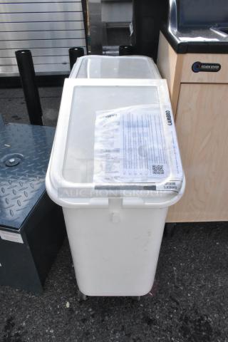 Brand new Cambro IBS20148 21-gallon white ingredient bin, slant top, 2-piece sliding lid, minor scratches, on wheels.