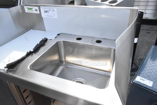 BRAND NEW Regency 600WST1524SB stainless steel waitress station with sink and pan holder. Scratch and dent condition.