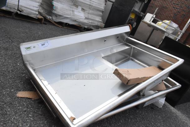BRAND NEW Regency 50" 16-Gauge Stainless Steel Undercounter Dishtable with right-side sink. Scratch and dent condition.