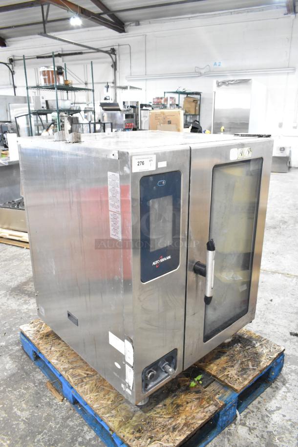 2018 Alto Shaam CTP10-10E stainless steel electric combi convection oven, 208/240V, 3 phase, in commercial setting.