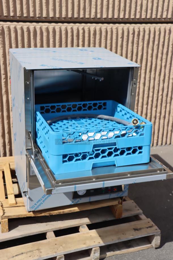 Noble WAREFORCE UL-30 dishwasher, 115V, 1-phase. Holds 24 racks/hour. Minor scratches, tag: Serial 24K426555.