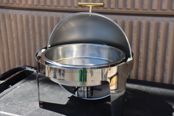 Acopa Supreme 6.5 Qt. round roll top chafer with gold accents, scratch-n-dent condition, model 922ec14.