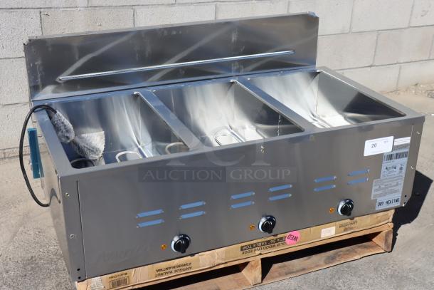 Brand new Avantco STE-3S three-pan steam table, 120V, 1500W. Scratch-n-dent condition, features knobs, and visible serial tag.