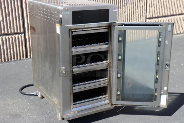 Alto-Shaam VMC-H4H Vector H Series oven, stainless steel, 4 shelves, glass door open, tested, perfect working order.