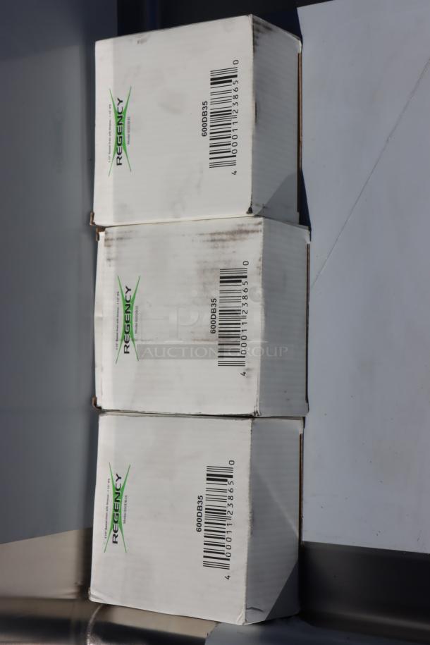 Regency 600S31818218 commercial sink packaging with visible barcodes and markings indicating "600DB35".