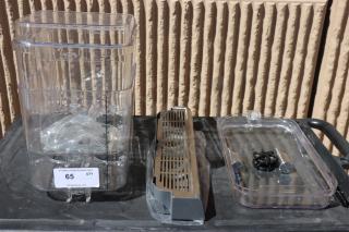 Crathco 4.75-gallon bowls with BPA-free lids for a double premix cold beverage dispenser. Model 38523101299, brand new, unboxed.