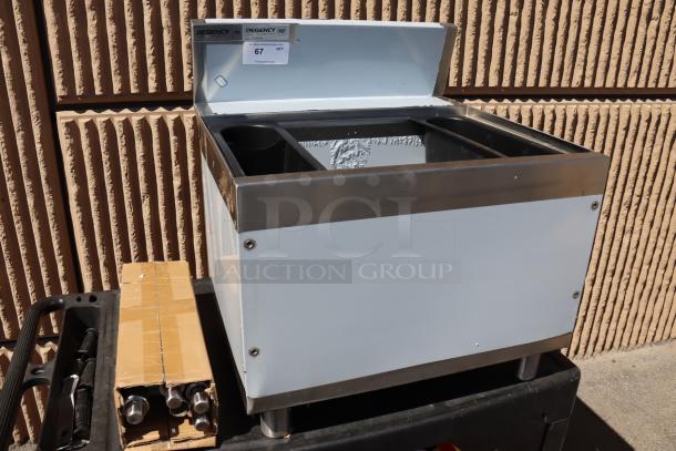 Brand new Regency 600IB2424S underbar ice bin, 24"x24", includes legs, cross bracing, two plastic bottle holders. Backsplash bent.