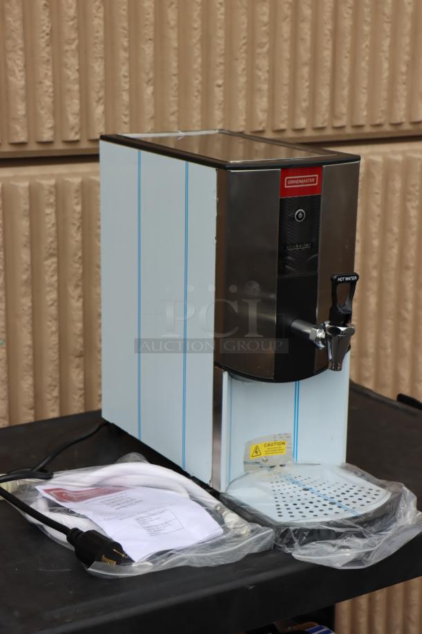 BRAND NEW Grindmaster 2403-001 hot water dispenser, 1.3-gallon, 240V, 2900W, tap-operated, serial 0521036681, out of packaging.
