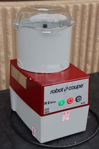 BRAND NEW Scratch-n-Dent Robot Coupe R2 Dice Food Processor, 3 Qt gray bowl, 120V, 2 hp, missing pieces.