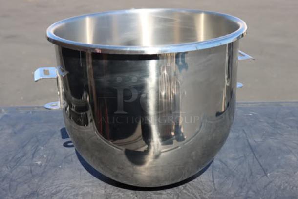 BRAND NEW Hobart BOWL-SST220 20 Qt. stainless steel mixing bowl, shiny finish, heavy-duty construction, side handles.
