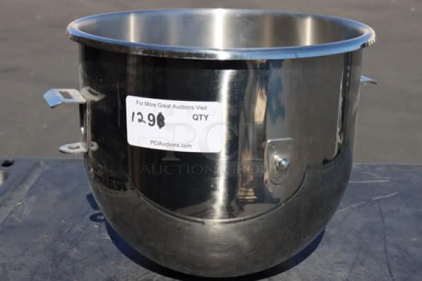 BRAND NEW Hobart BOWL-SST220 20 Qt stainless steel mixing bowl, shiny finish, durable with side handles.