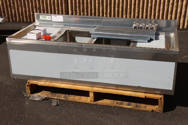 Regency 600B22148213 48" two-bowl underbar sink with dual 13" drainboards, new, minor parts may be missing.