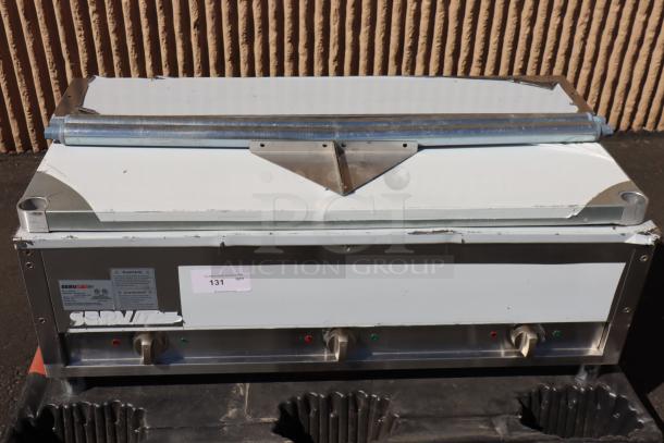 BRAND NEW SCRATCH-N-DENT ServIt 423EST3WO electric steam table, 3 pan, 120V, 1500W, with adjustable undershelf, Serial No. 2024080510026.