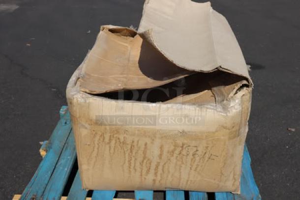 Steelton 522CS12424 stainless steel commercial sink in damaged packaging, features dents and dings; new, no drainboard.