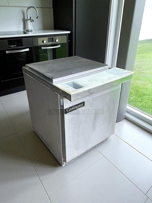 Continental Refrigerator SW27-12M Single Door Sandwich Prep Table in superb condition, stainless steel, fully tested, 115V.