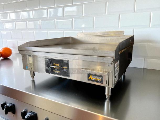 AccuTemp GGF1201A3650 natural gas griddle in superb condition, stainless steel, fully tested, 120V, Accu-Steam technology.