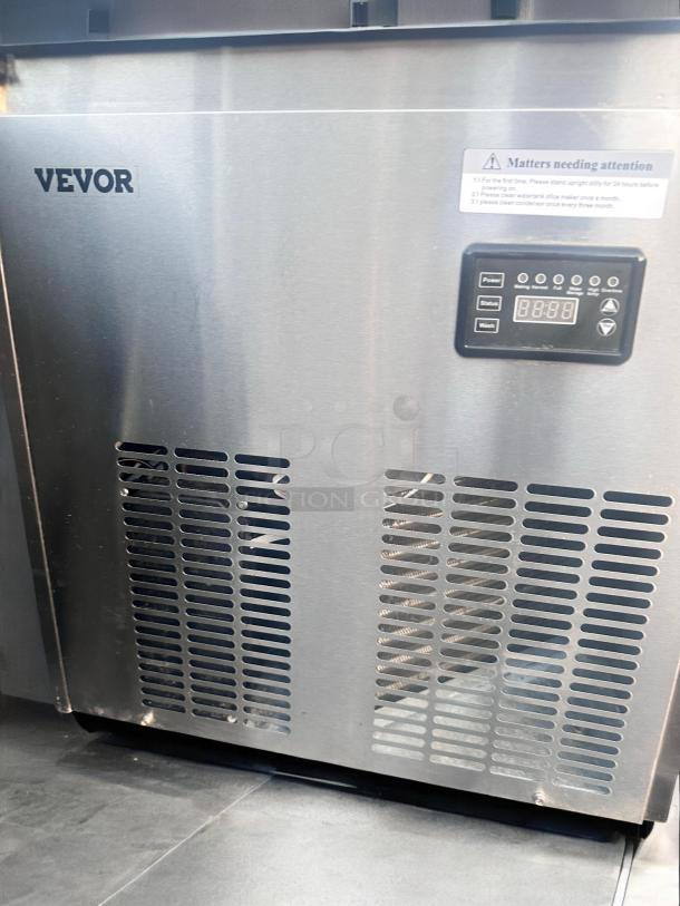 VEVOR Ice Making Machine Model ZBJ50KG SYP70-5001V1 in excellent condition, digital display, silver finish, 110V.