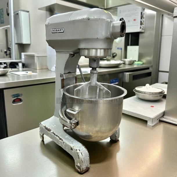 Hobart A200 20 QT dough mixer, great condition, 115 Volt, single-phase, tested, working, visible wear, ideal for bakery use.