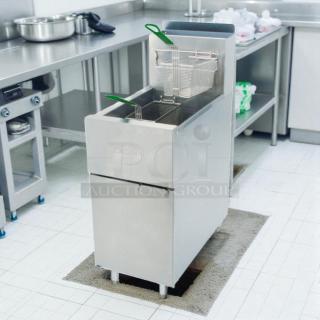 Excellent Condition - Dean SR152G Gas Fryer - (1) 50 lb Vat, Floor Model, Natural Gas - Tested and Working! - Item #1213187
