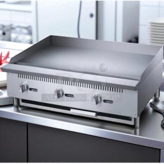 Stratus SMG36 36" griddle, excellent condition, gas commercial restaurant flat top grill, tested and working.