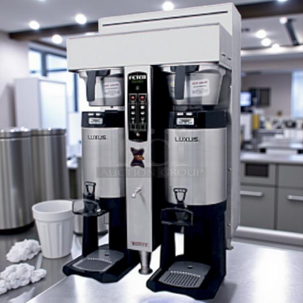 Fetco CBS-2052e dual station coffee brewer in amazing condition, 208-240V, fully tested and working, features Luxus pots.