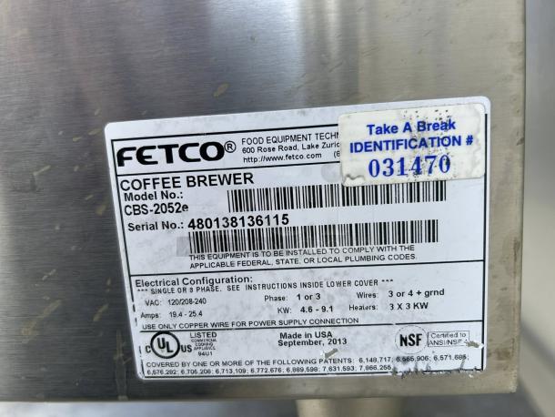 Fetco CBS-2052e dual station coffee brewer, in amazing condition, 208-240V, fully tested and working. Serial: 480138136115.