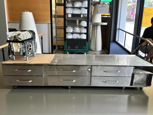 Randell 20105SC-32-6 refrigerated chef base with 6 drawers, stainless steel, great condition, tested and working, 115v.