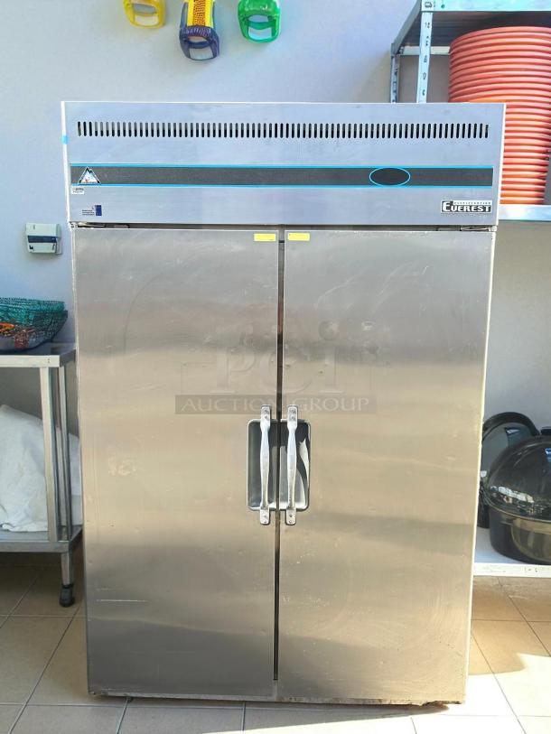 Everest Refrigeration ESR2 two-section refrigerator, excellent condition, 49 5/8", dual solid doors, 115v, tested working.