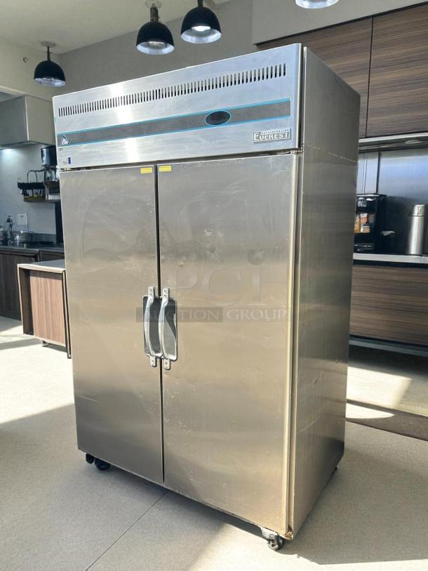 Everest Refrigeration ESR2 two-section reach-in refrigerator, 49 5/8" wide, stainless steel, solid doors, excellent condition.