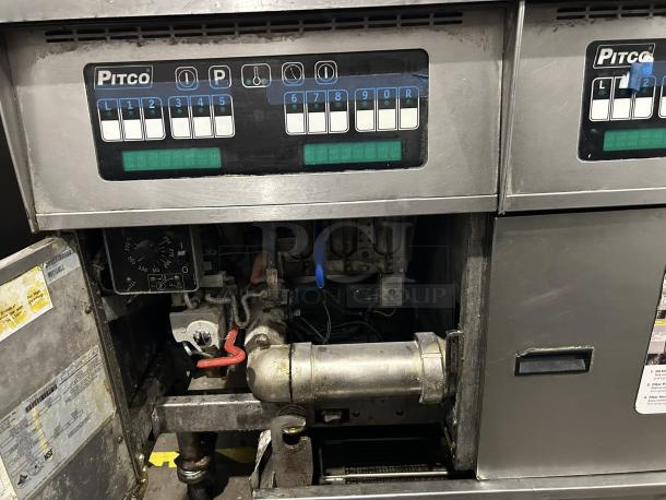 Pitco SSH75 gas fryer, 75 lb vat, floor model, natural gas, stainless steel, control panel displayed, tested and working.