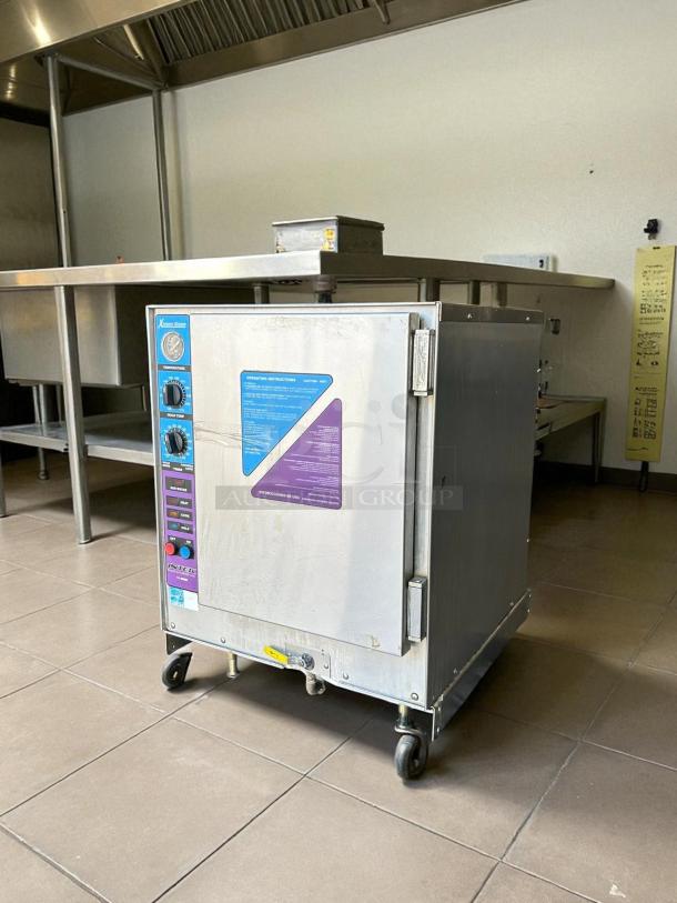 Intek Manufacturing Xtreme Steam Groen XS-208-8-3 convection steamer. Excellent condition, 6-pan capacity, countertop model, 208v/3ph.
