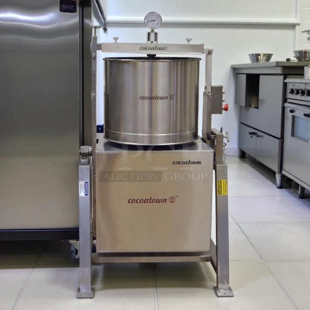 CocoaTown ECGC-65A-AV cacao grinder in outstanding condition, stainless steel, 220V, fully tested and working.