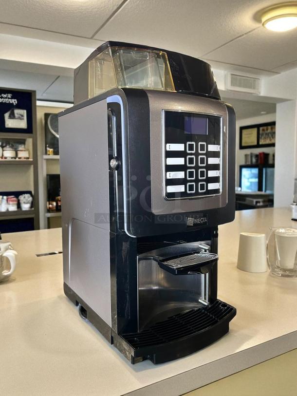 Grindmaster KORINTO PRIME espresso machine with 2.1 lb hopper and 0.6 L boiler, tested and working, 120v.