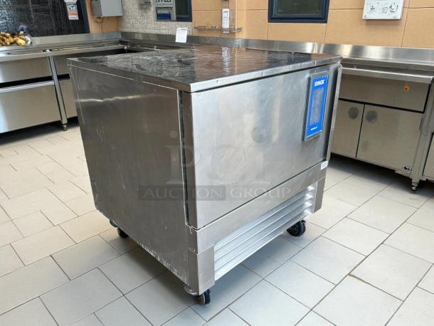 Irinox MF30.2 MultiFresh Blast Chiller/Freezer, excellent condition, 208V, stainless steel, tested and working.