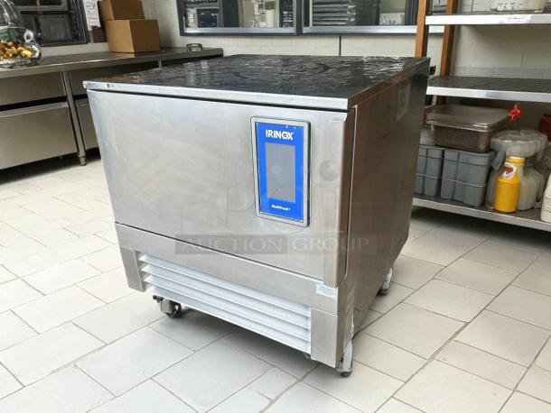 Irinox MF30.2 MultiFresh Blast Chiller/Freezer in excellent condition, stainless steel, 208V, tested, model MF30.2.