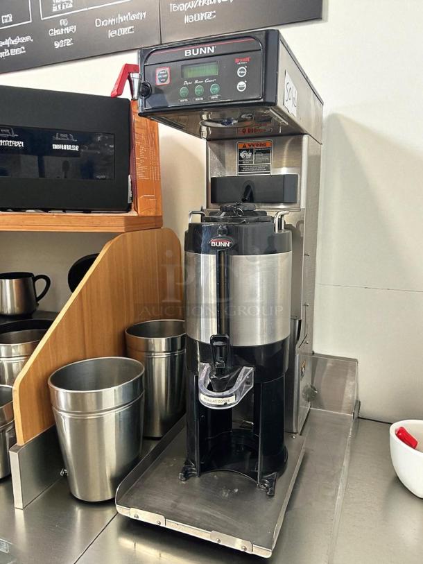 Bunn ICB-DV Tall Coffee Brewer for thermal server, dual voltage, excellent condition, fully tested and working.