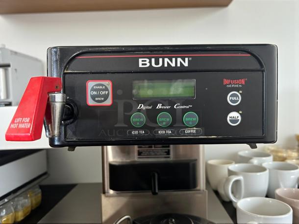 Bunn ICB-DV Tall Coffee Brewer in outstanding condition, with digital controls, dual voltage, tested and working.
