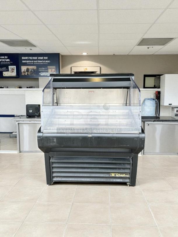 True THAC-36-HC-LD horizontal open air cooler, 36 1/8", three levels, great condition, 115v, tested and working.