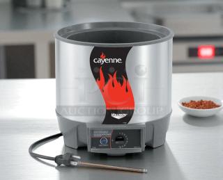Vollrath 72017/HS-7 Cayenne Heat'N Serve 7 qt. food warmer, stainless steel, tested working condition.