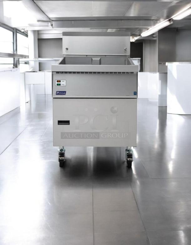 Superb condition Pitco Frialator FBG24 gas floor fryer, 120,000 BTU/hr, 115V. Features stainless steel body and casters.