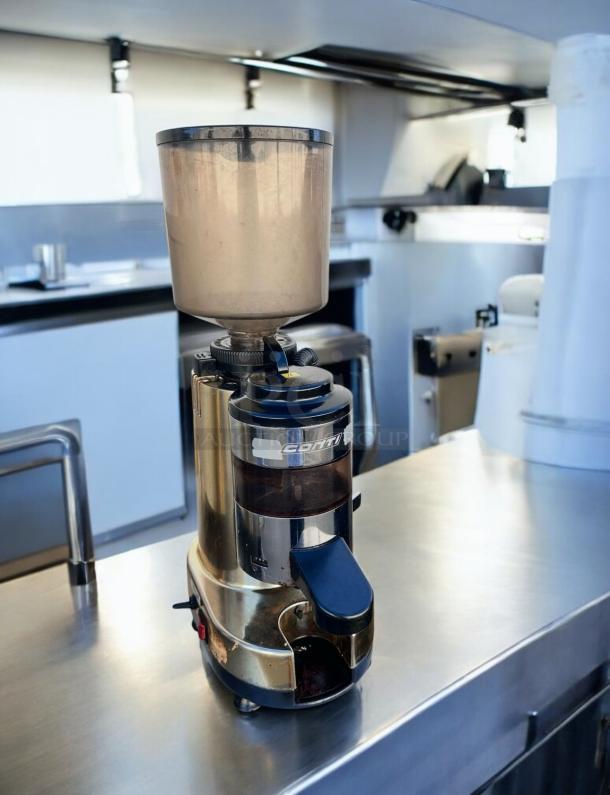 Conti Professional On-Demand Espresso Coffee Grinder, excellent condition, made in Italy, stainless steel, fully tested.