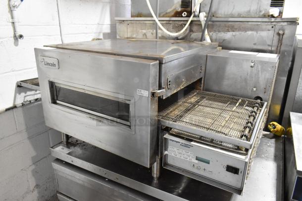 Lincoln Impinger 1132-000-D-KF017 conveyor pizza oven, stainless steel, electric, 208V, 3 phase, commercial grade.
