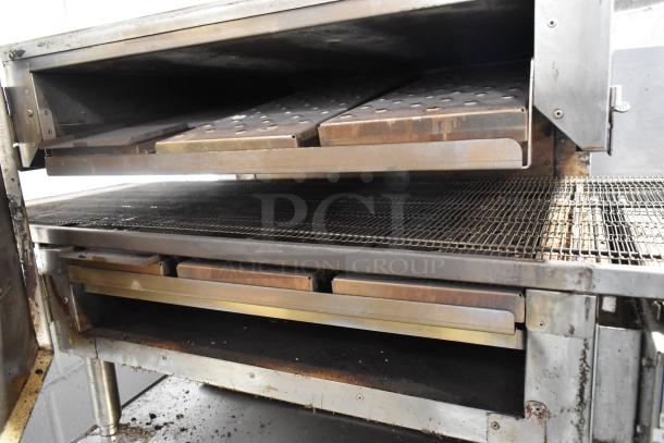Lincoln Impinger 1132-000-D-KF017 stainless steel countertop conveyor pizza oven, 208V, 3-phase, used condition.