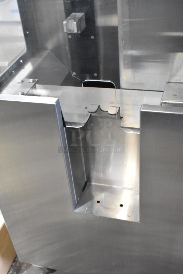 JBT Fresh N Squeeze citrus juicer, stainless steel, model 2ND-GEN-MFJ-HE on casters. Excellent condition, 120V, 1 phase.